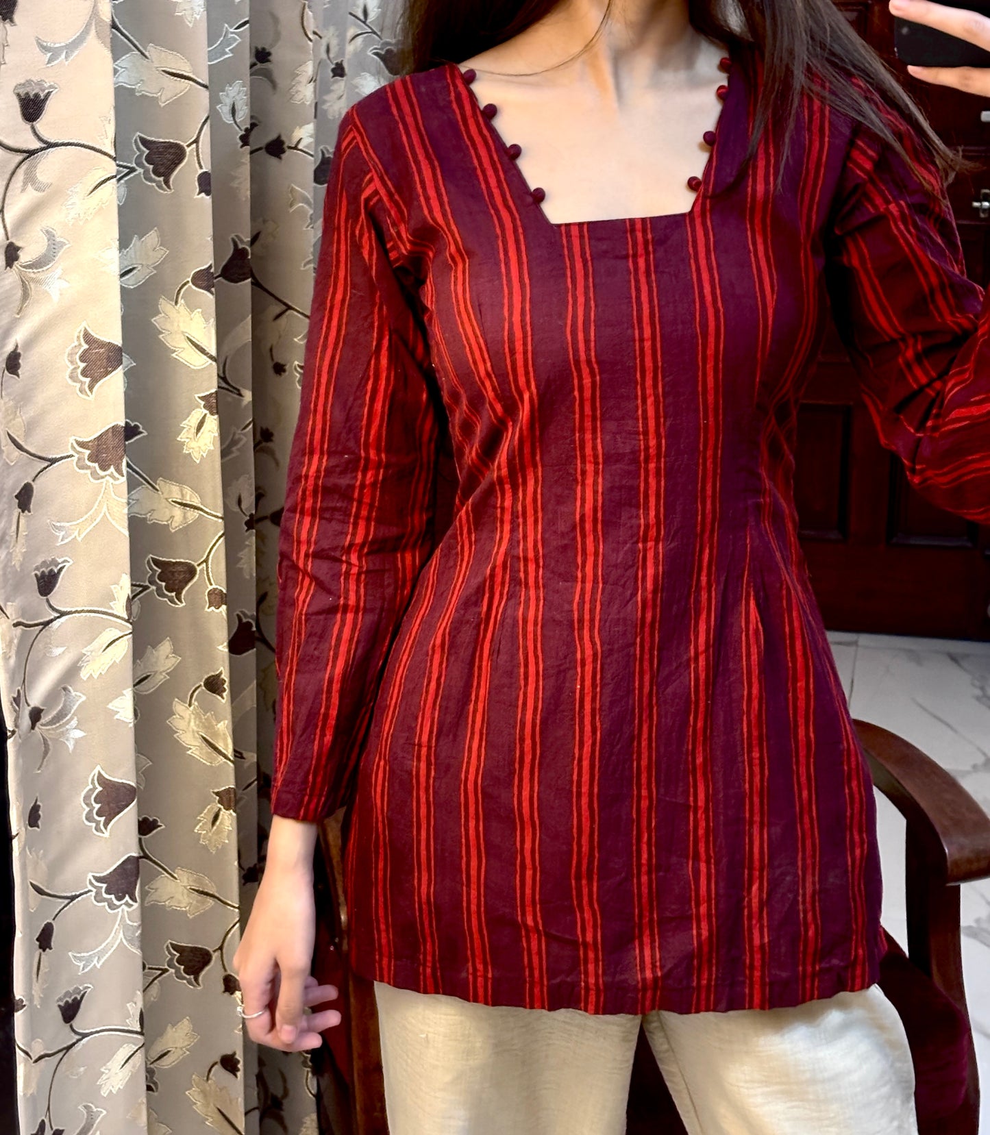 GULAABO CORSET BACK SLEEVED KURTI