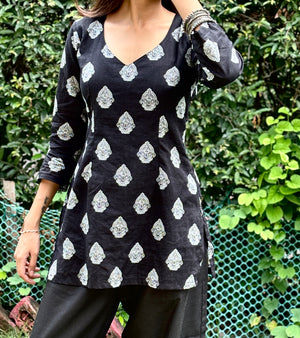 KALI SLEEVED SHORT KURTI