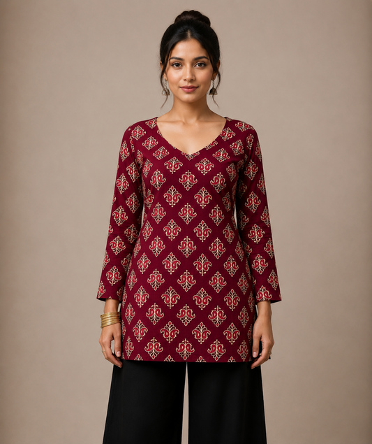 FAKIRA SLEEVED SHORT KURTI